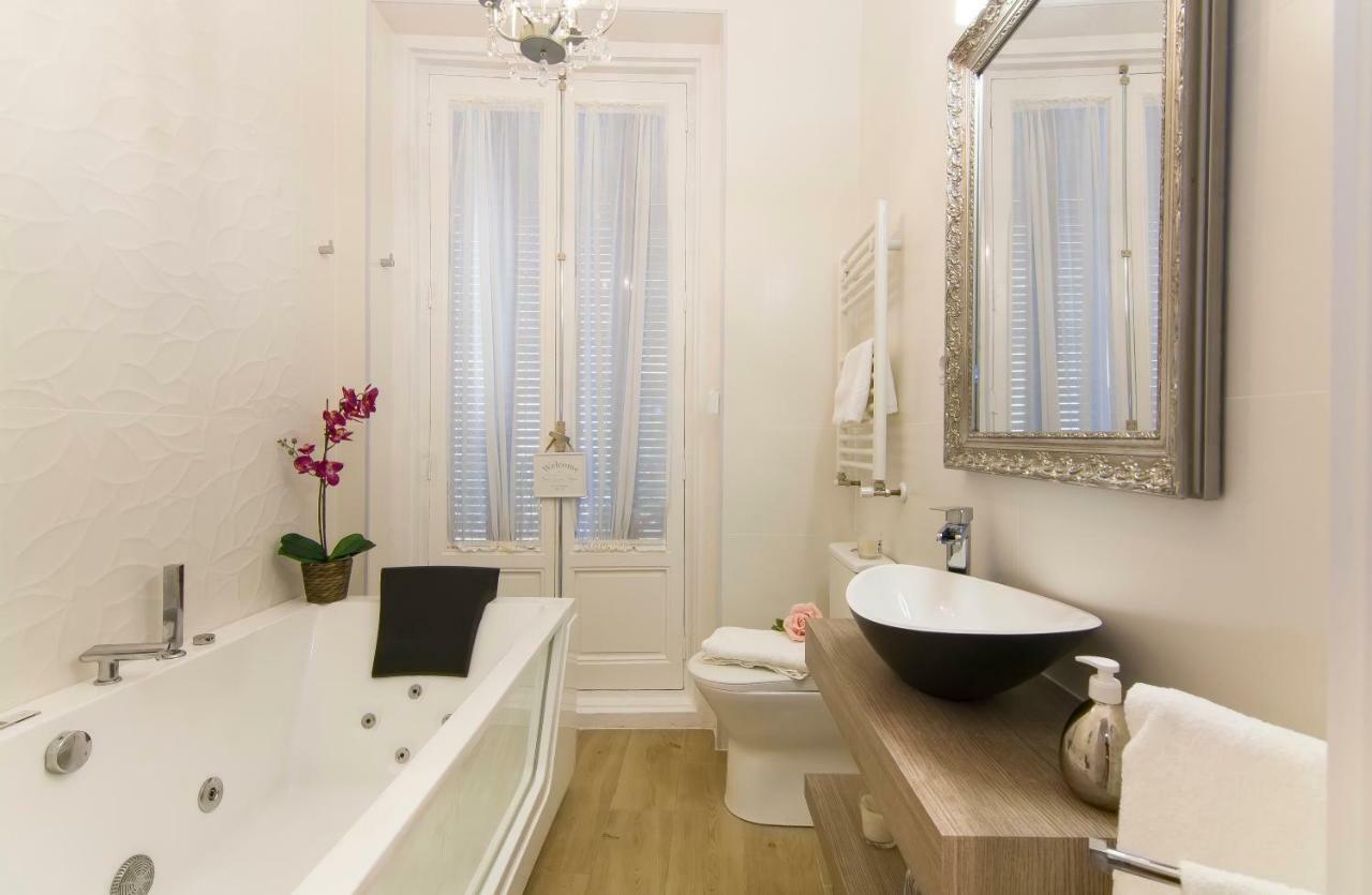 מדריד Sol Luxury Suites מראה חיצוני תמונה