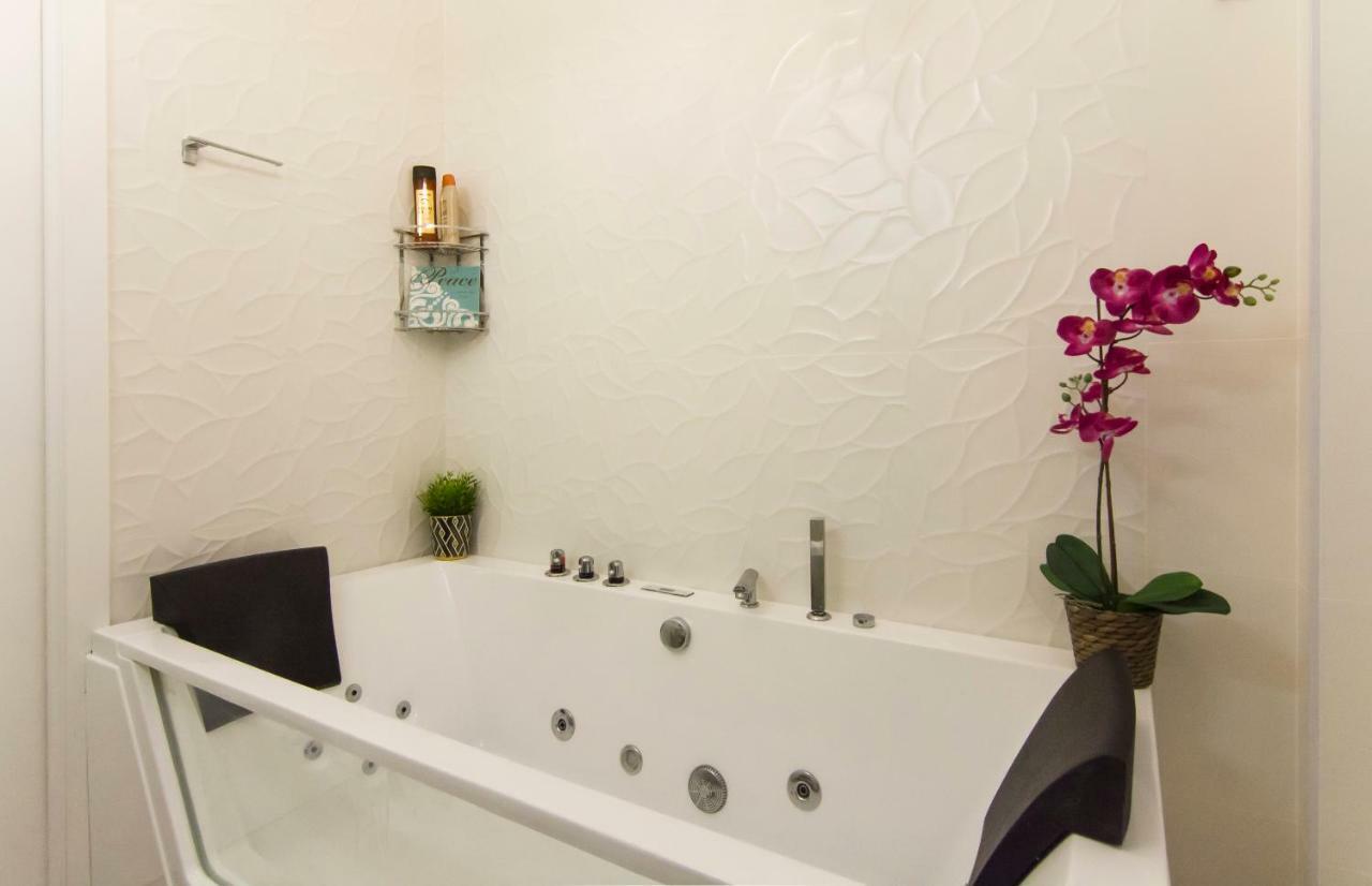 מדריד Sol Luxury Suites מראה חיצוני תמונה