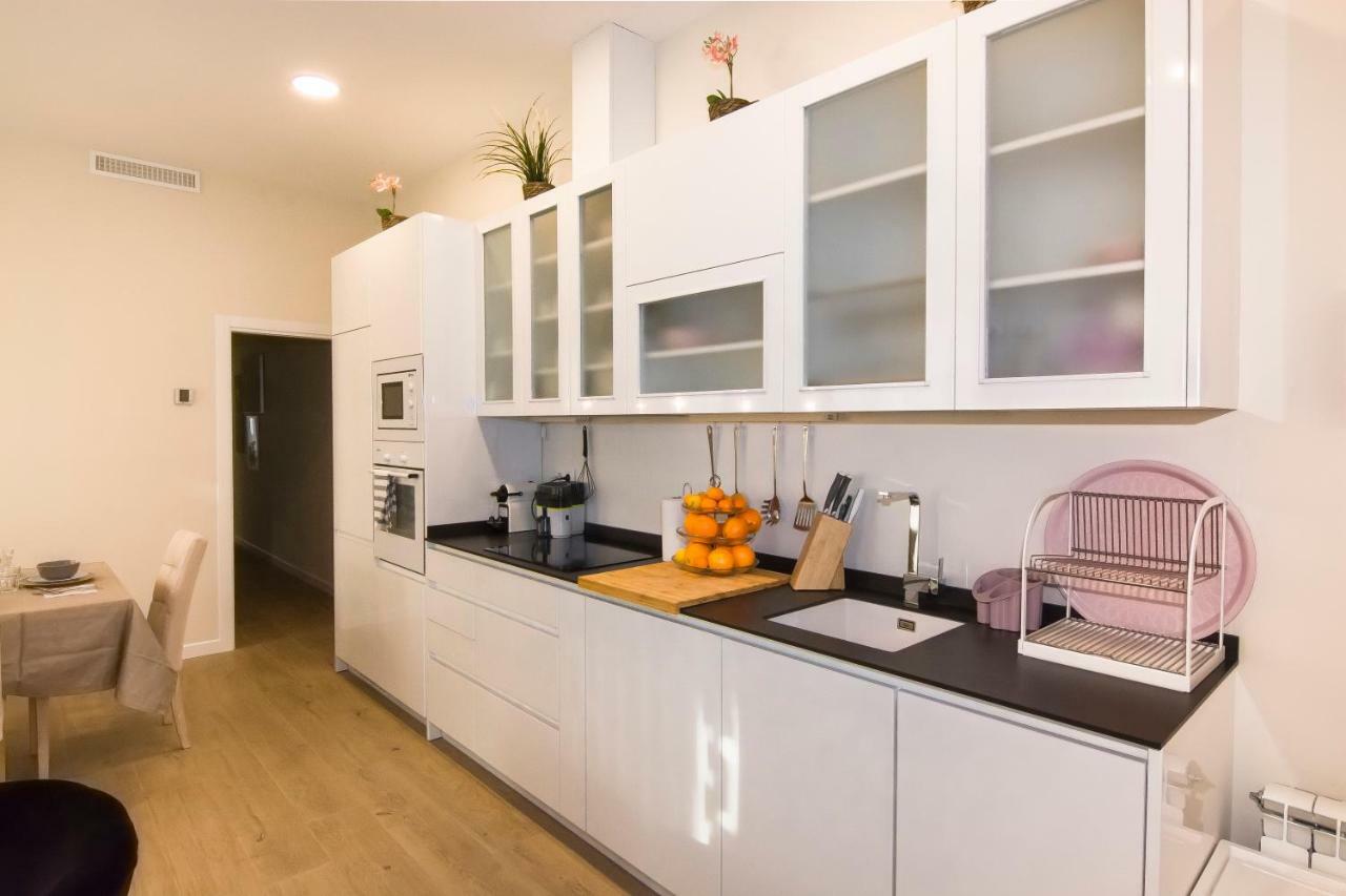 מדריד Sol Luxury Suites מראה חיצוני תמונה