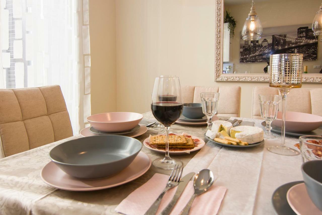 מדריד Sol Luxury Suites מראה חיצוני תמונה