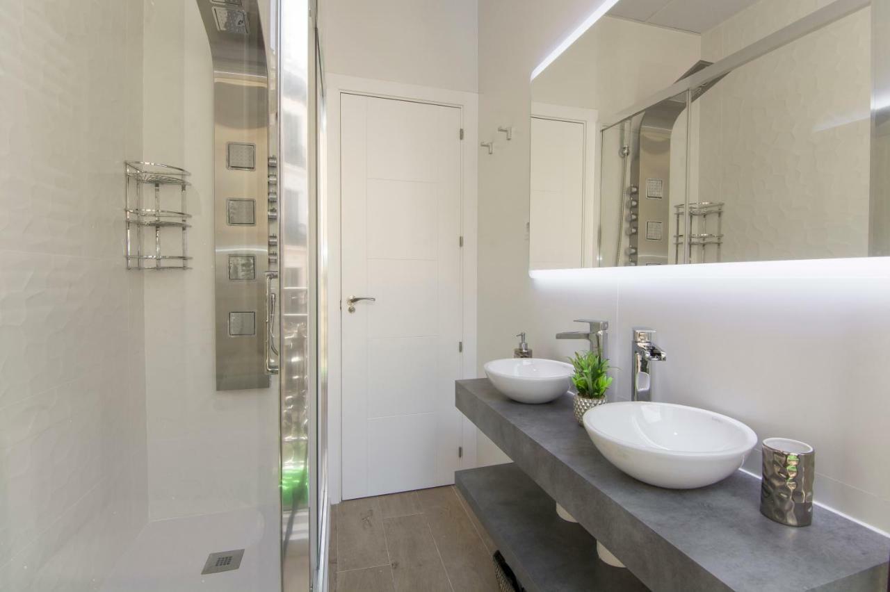 מדריד Sol Luxury Suites מראה חיצוני תמונה