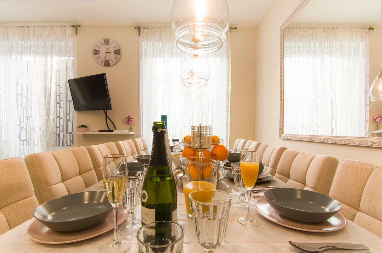 מדריד Sol Luxury Suites מראה חיצוני תמונה