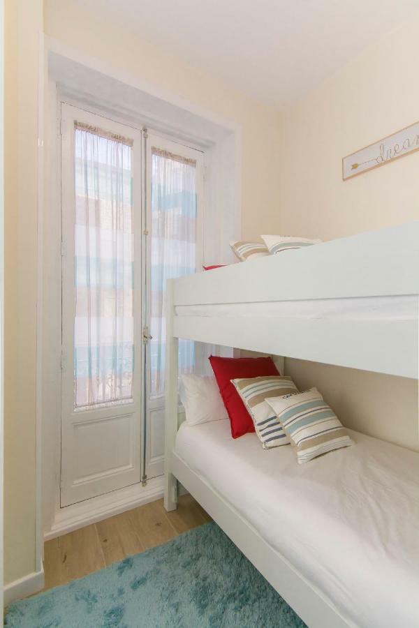 מדריד Sol Luxury Suites מראה חיצוני תמונה