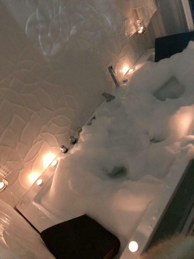 מדריד Sol Luxury Suites מראה חיצוני תמונה